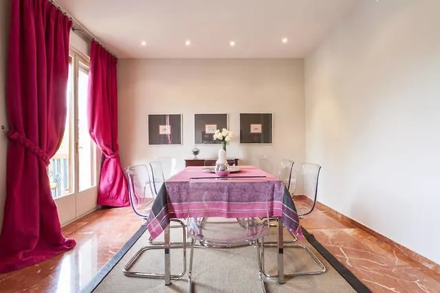 Apartamento Plaza Nueva Sevilha Espanha